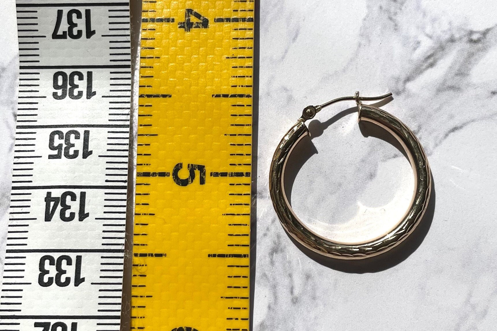 14k solid gold Hammered Hoop Earrings – Classic with a Twist beautiful fine vintage jewelry