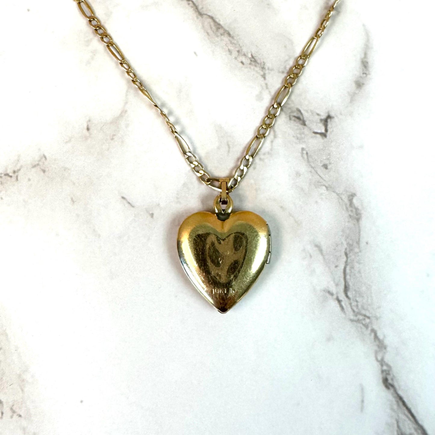 10k solid gold heart locket engraved with I Love You message paired with Figaro chain necklace precious real gold vintage jewelry