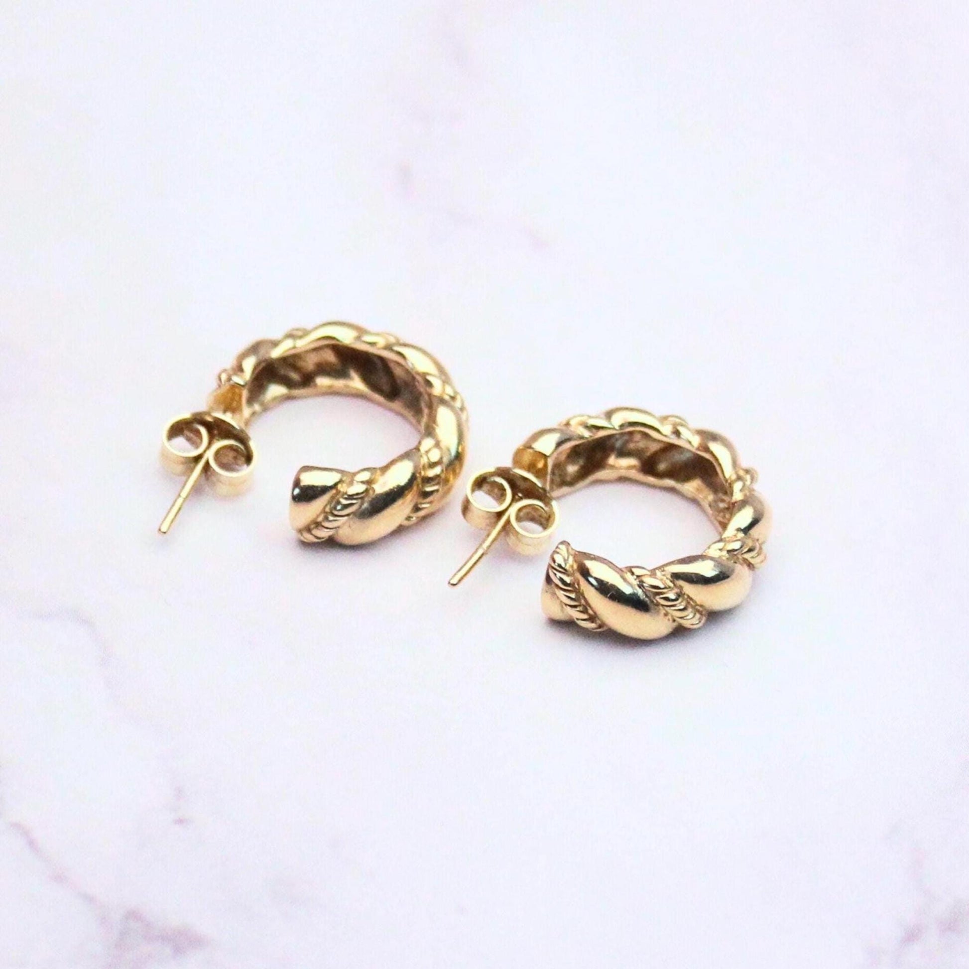 14k Solid Gold Rope Twist Huggie Hoops: Fine Vintage Jewelry