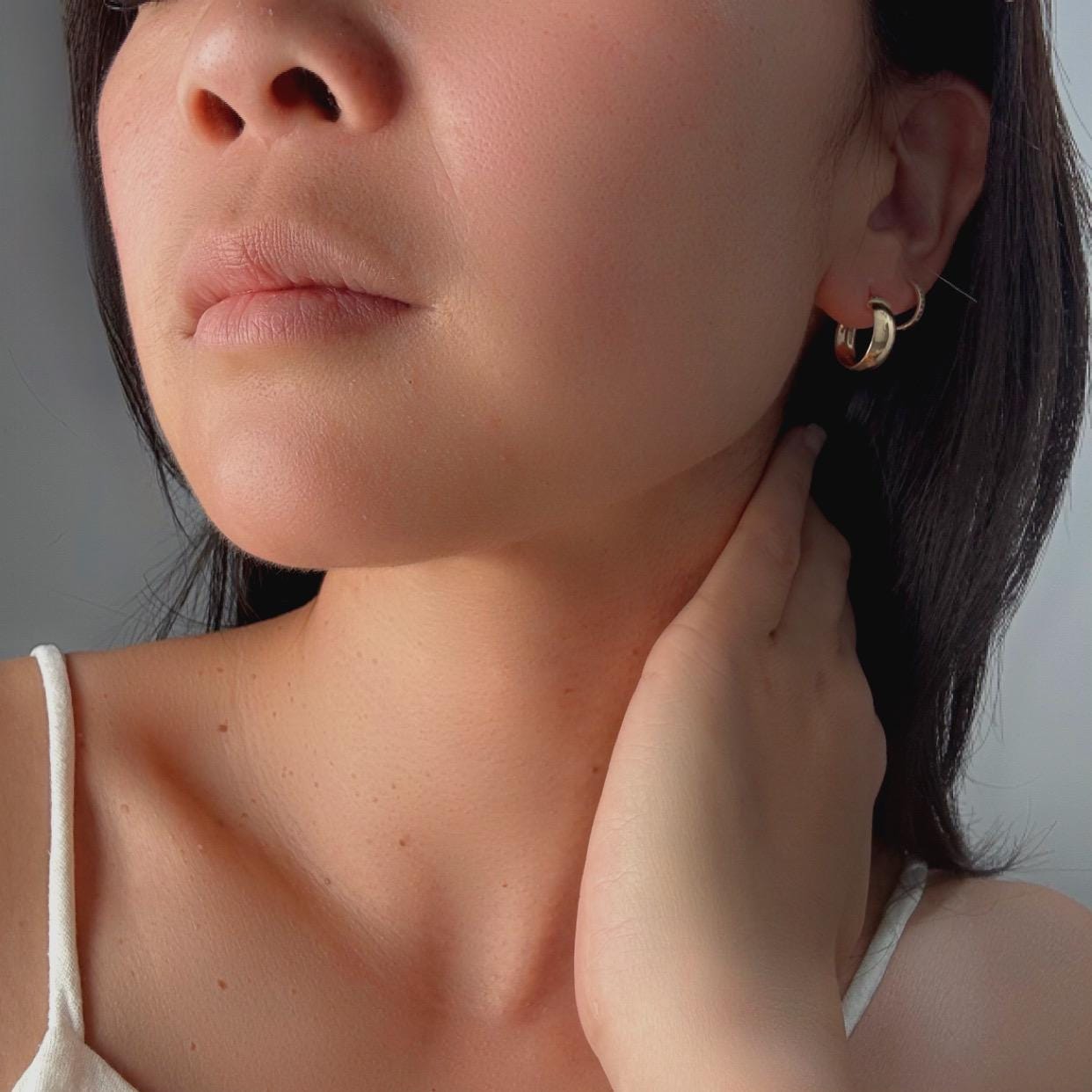 14k Solid Gold Lola Hoop Earrings - 5mm Chunky Minimalist Fine Jewelry