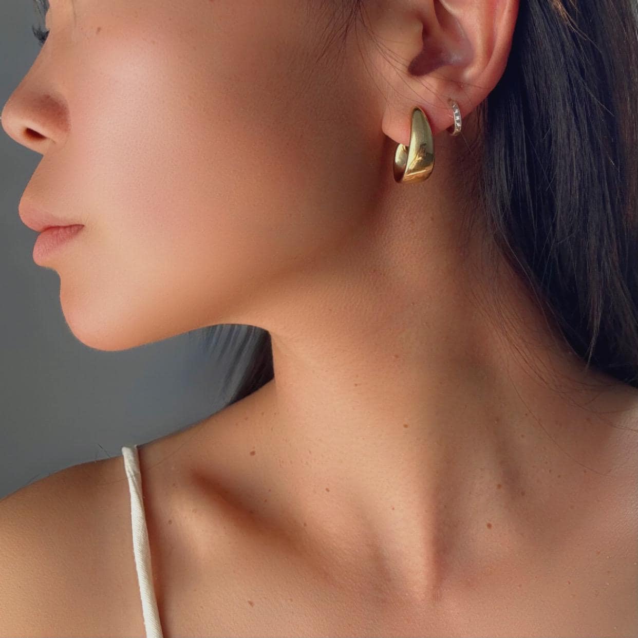 14k solid gold Thick Crescent Hoop Earrings – Modern & Bold minimalistic and elegant fine vintage jewelry