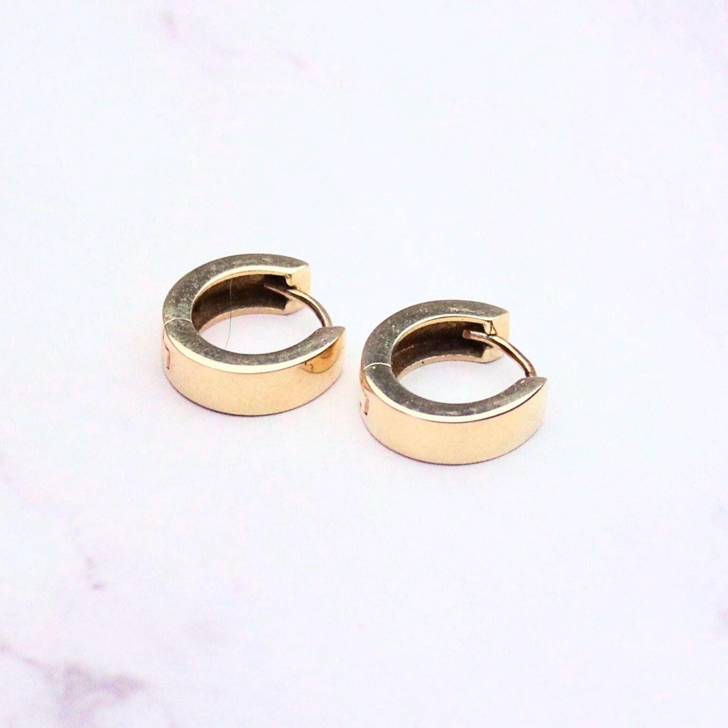 14k solid yellow Classic Bold Huggie Hoops – Minimalist Gold Chunky Earrings perfect for daily wear precious fine vintage jewelry