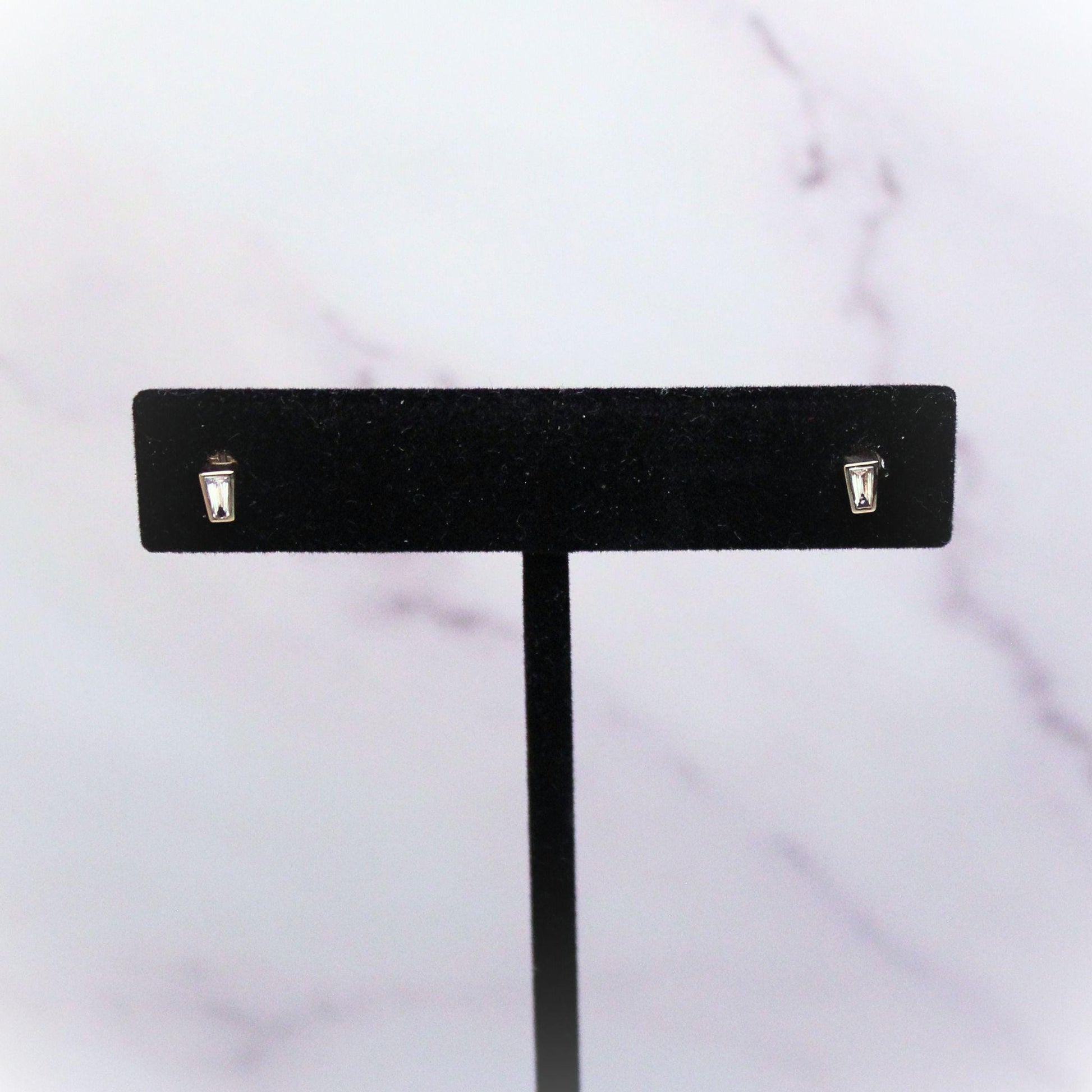 Minimalist 14k Gold Baguette Diamond Stud Luna Earrings