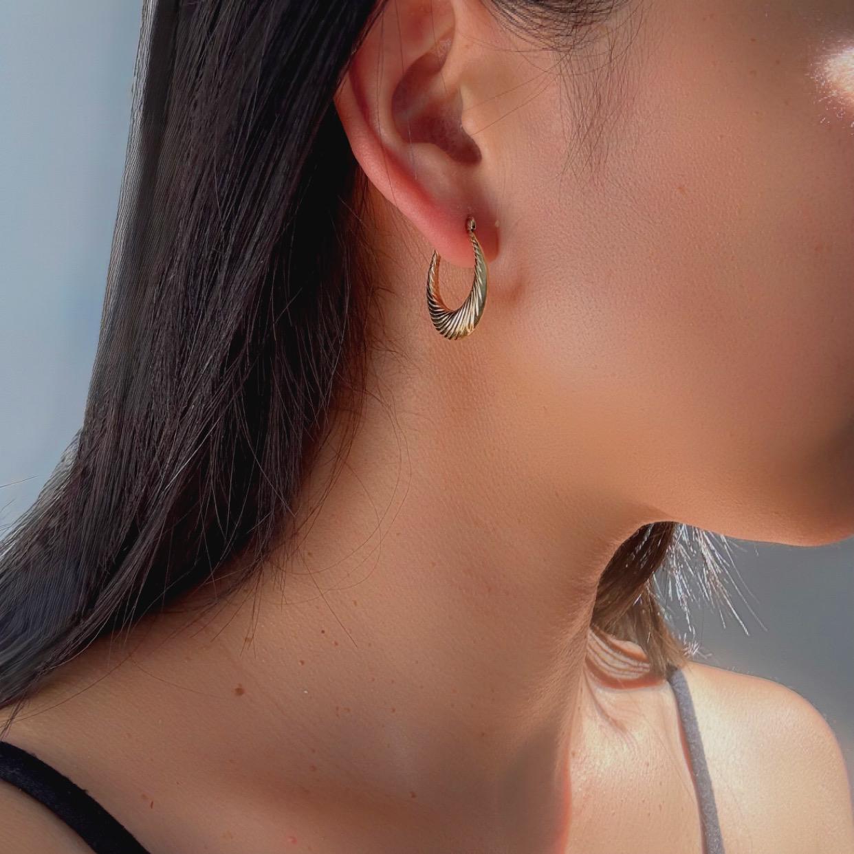 14k solid gold Twisted Teardrop Hoop Earrings – Vintage Elegance precious jewelry