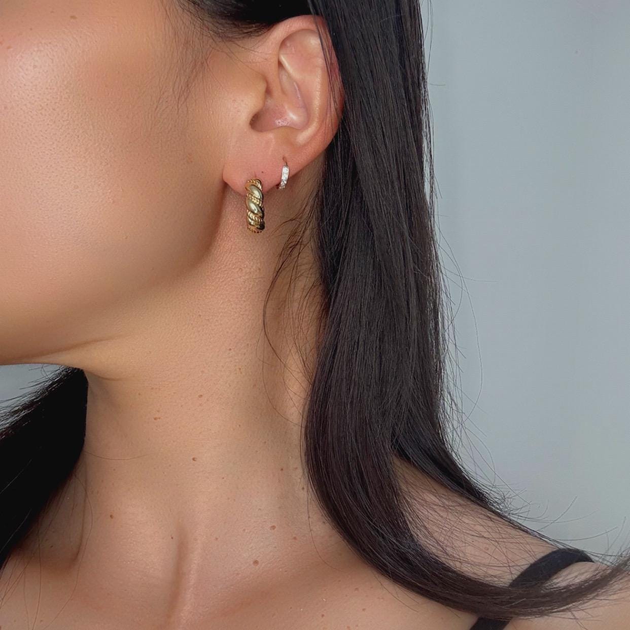 14k Solid Gold Rope Twist Huggie Hoops: Fine Vintage Jewelry