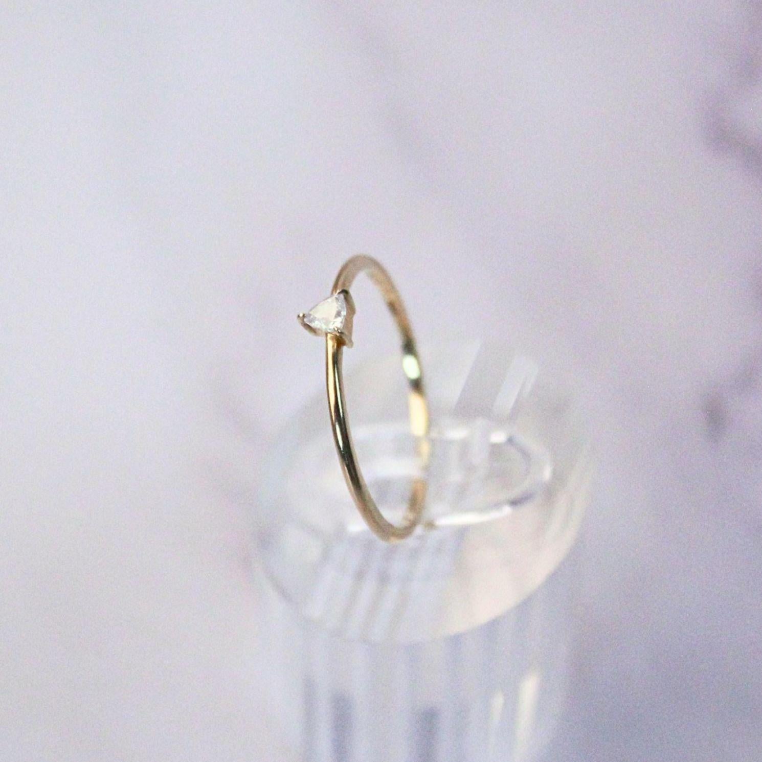 Genuine triangle cut diamond ring with 18k gold band stackable ring precious fine jewelry