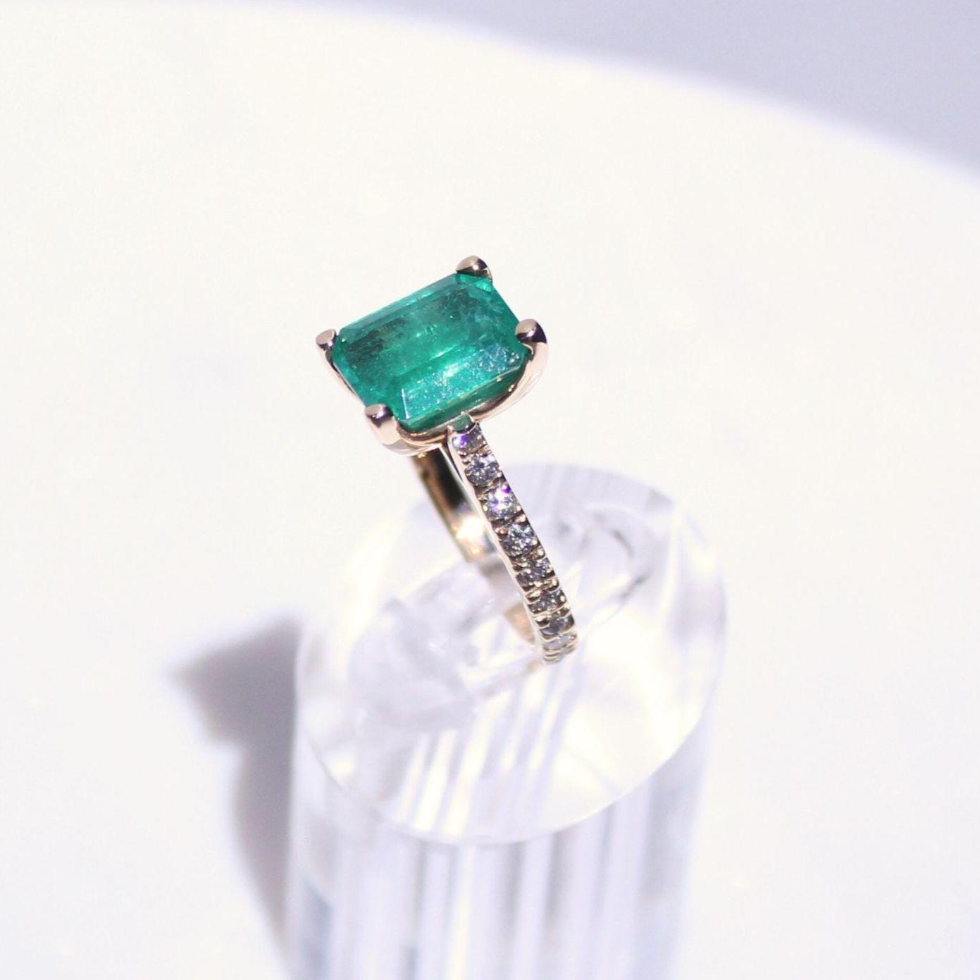 Emerald & Diamond 14k Gold Ring: 3.11ct Gemstone Anniversary Ring