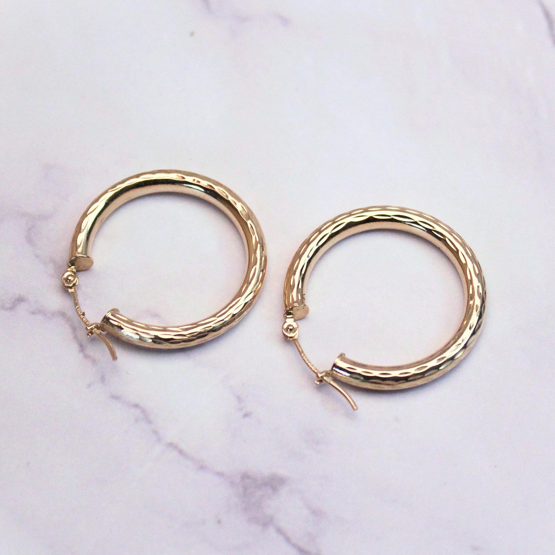 14k solid gold Hammered Hoop Earrings – Classic with a Twist beautiful fine vintage jewelry
