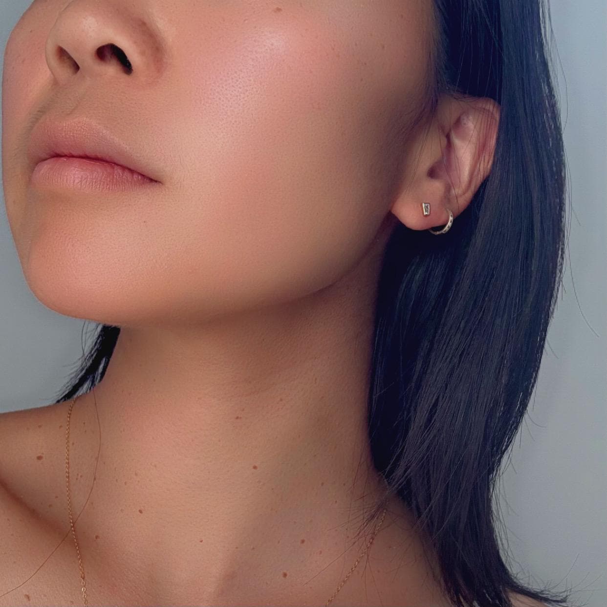 Minimalist 14k Gold Baguette Diamond Stud Luna Earrings