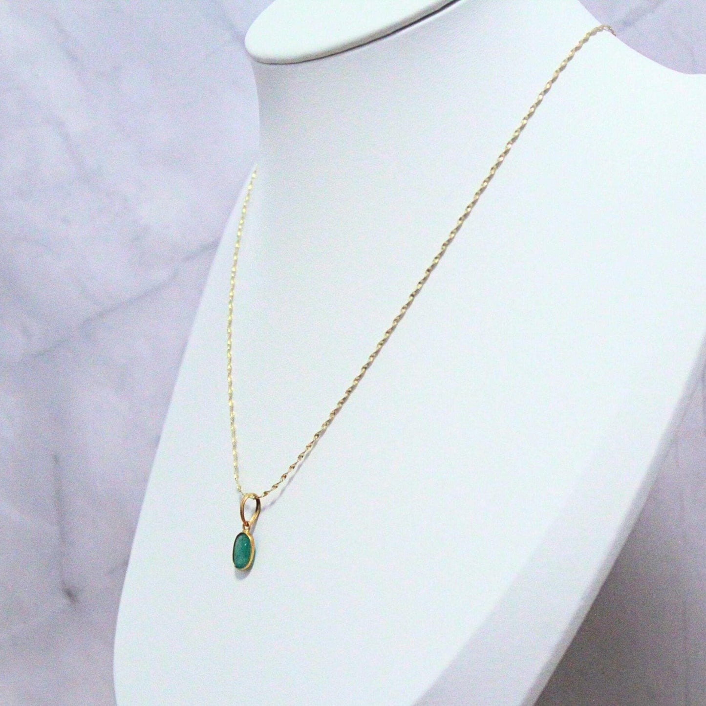 New 14K Solid Gold Lori Necklace with Natural Emerald – Dainty Real Gold Birthstone Pendant – May Birthstone Jewelry – Gemstone Necklace