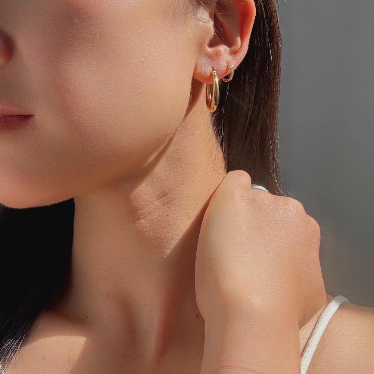 New Solid 18K Gold Teardrop Arabia Hoop Earrings – Bold Gold Hoops – Real Gold Statement Earrings for Everyday Glam