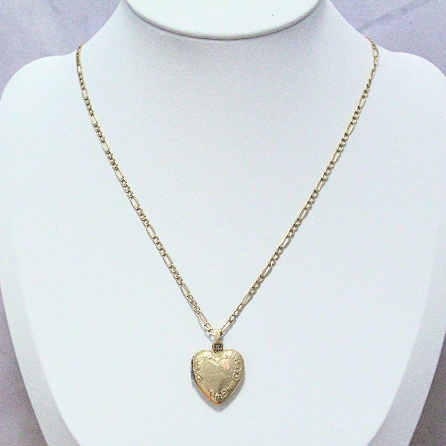 10k solid gold heart locket engraved with I Love You message paired with Figaro chain necklace precious real gold vintage jewelry