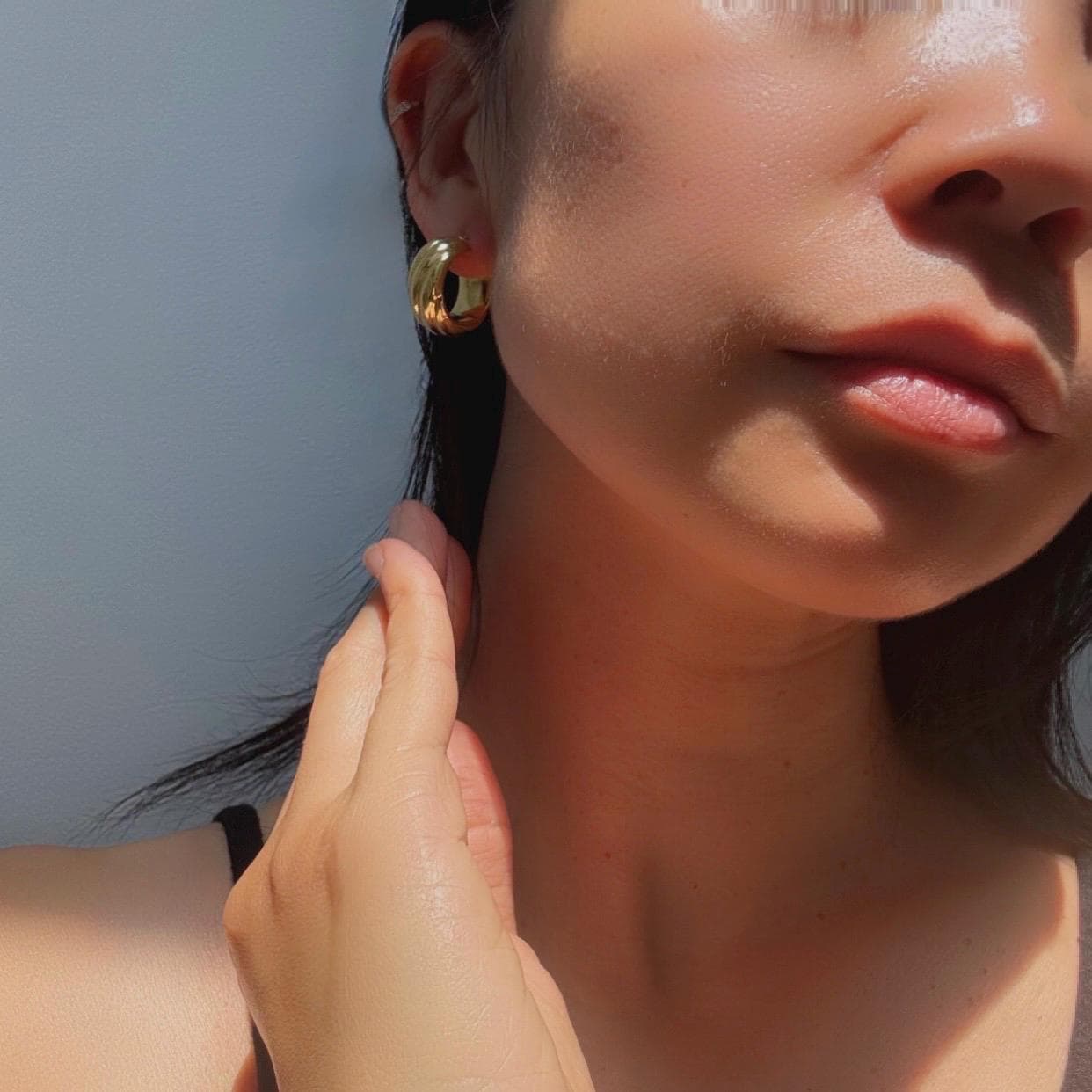 18k Solid Gold Large Italy Milor Designers Extra Wide Chunky Oval Hoop Earrings Stylish And Eye Catching Fine Vintage Jewelry