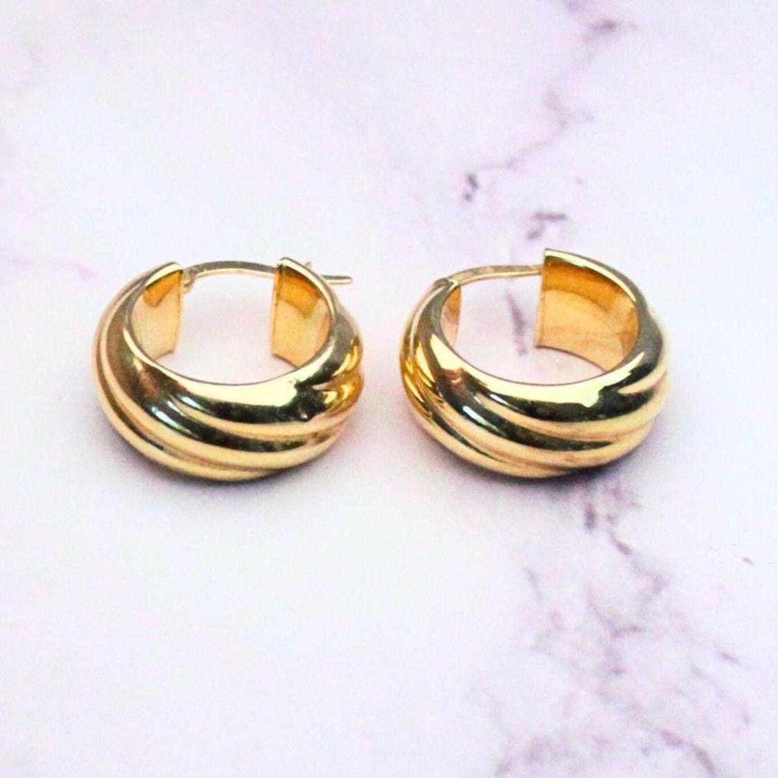 18k Solid Gold Large Italy Milor Designers Extra Wide Chunky Oval Hoop Earrings Stylish And Eye Catching Fine Vintage Jewelry