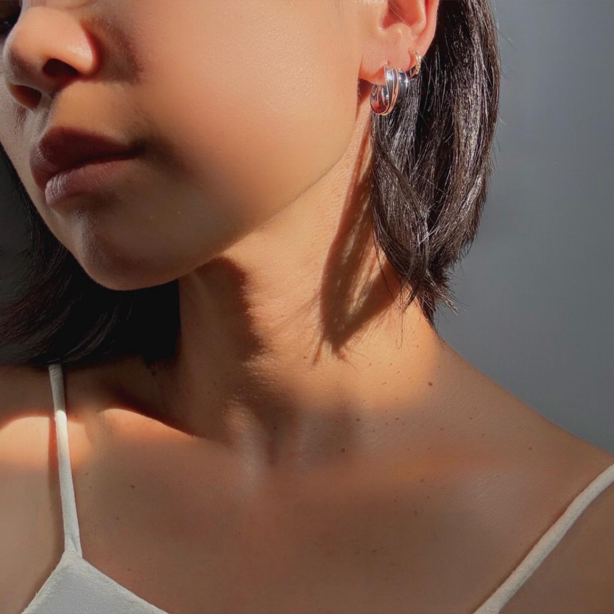 Solid 18K White Gold Large Lucy Hoop Earrings- Timeless Elegance