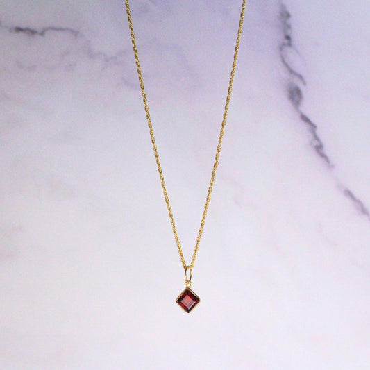 Solid 18K Gold Lori Garnet Necklace – Dainty Genuine Gemstone Pendant January Birthstone