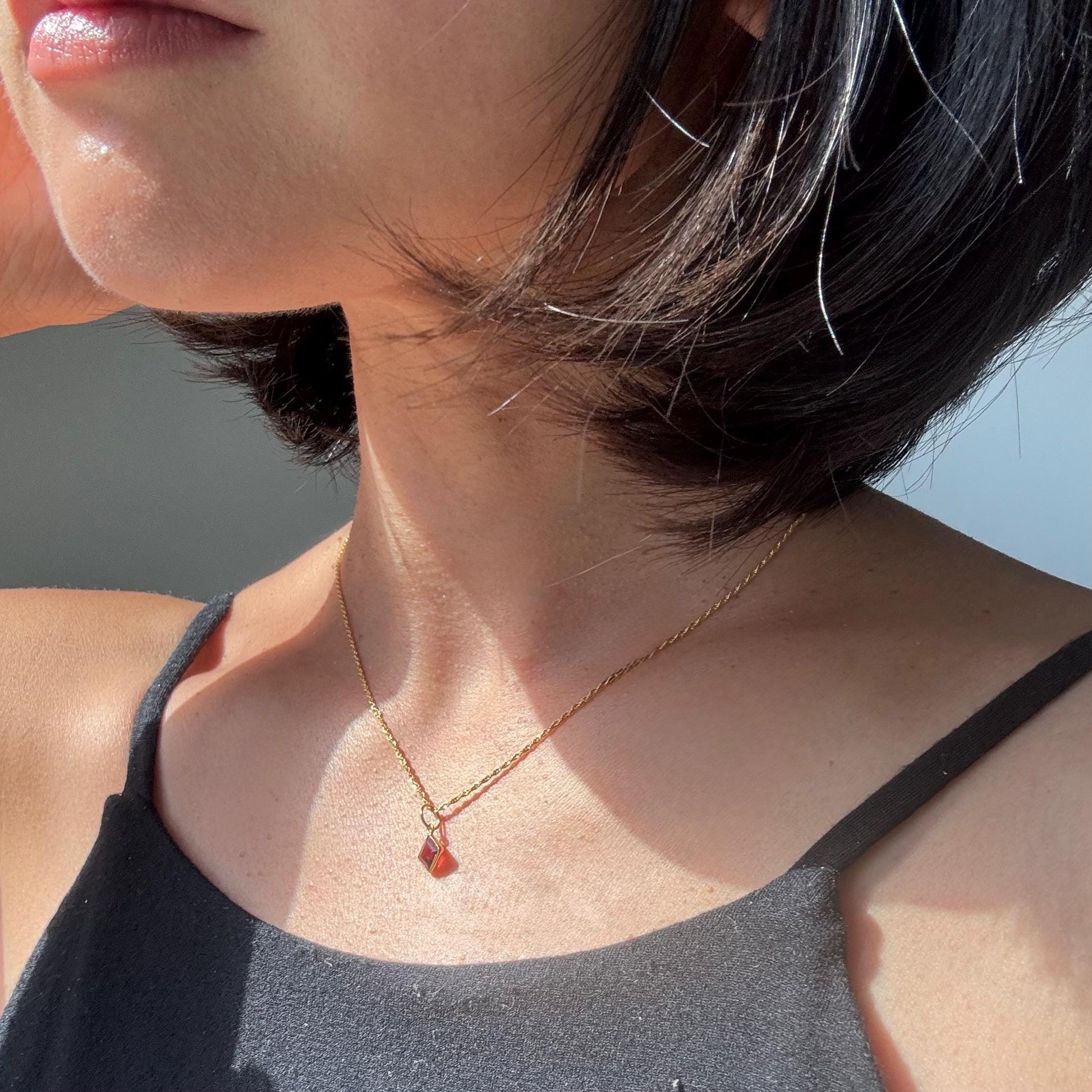Solid 18K Gold Lori Garnet Necklace – Dainty Genuine Gemstone Pendant January Birthstone