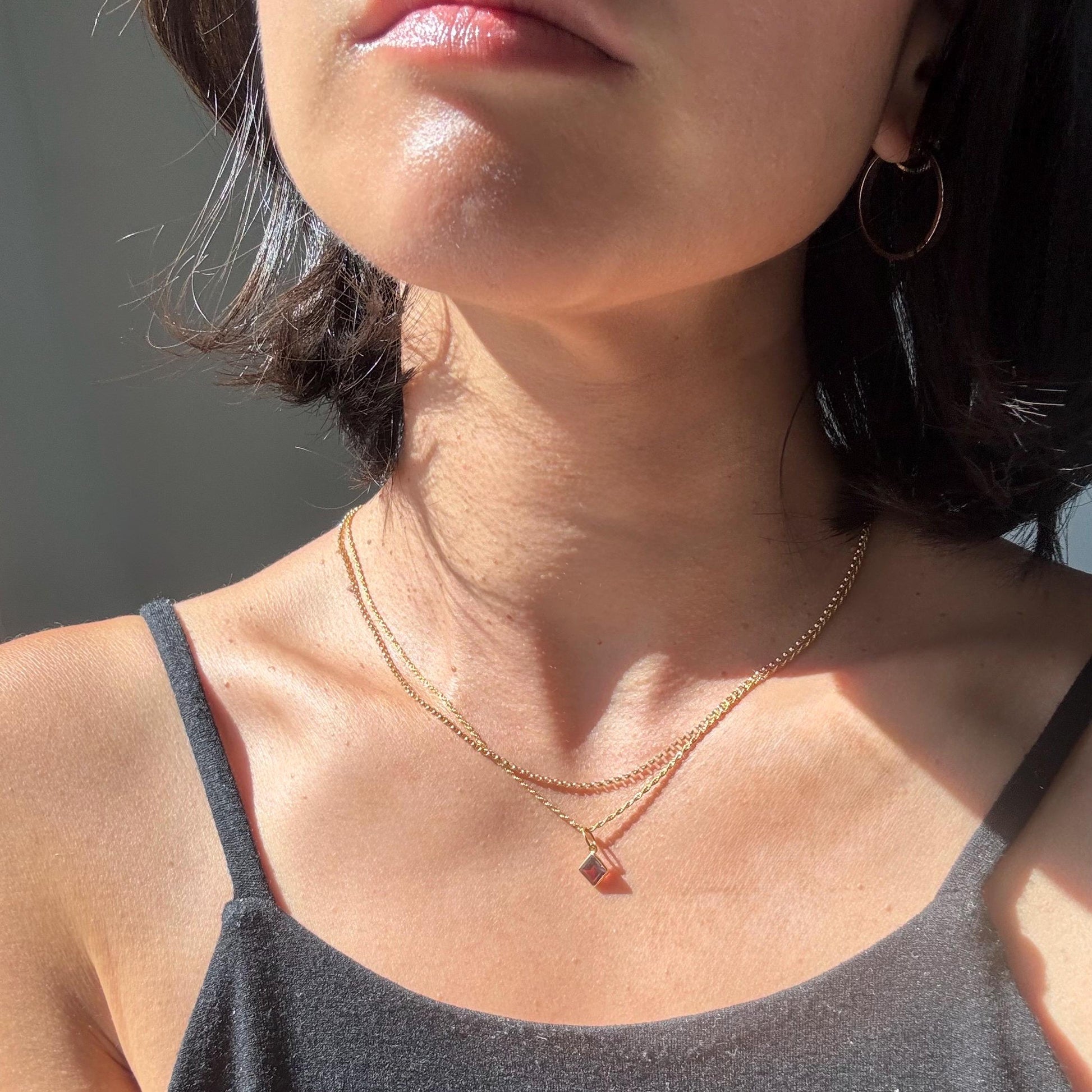 Solid 18K Gold Lori Garnet Necklace – Dainty Genuine Gemstone Pendant January Birthstone