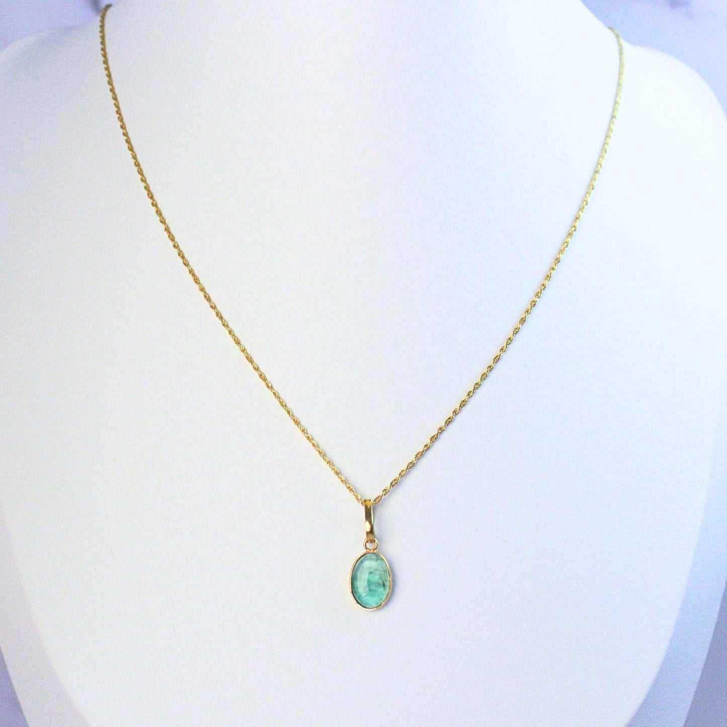 New 14K Solid Gold Lori Necklace with Natural Emerald – Dainty Real Gold Birthstone Pendant – May Birthstone Jewelry – Gemstone Necklace