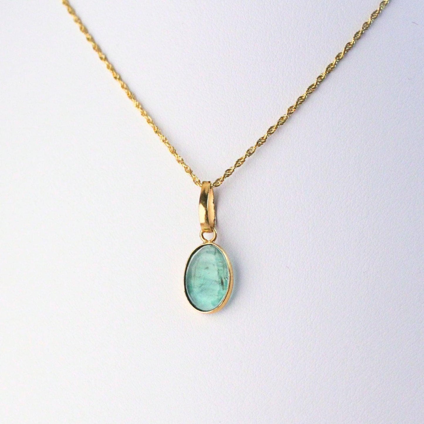 New 14K Solid Gold Lori Necklace with Natural Emerald – Dainty Real Gold Birthstone Pendant – May Birthstone Jewelry – Gemstone Necklace