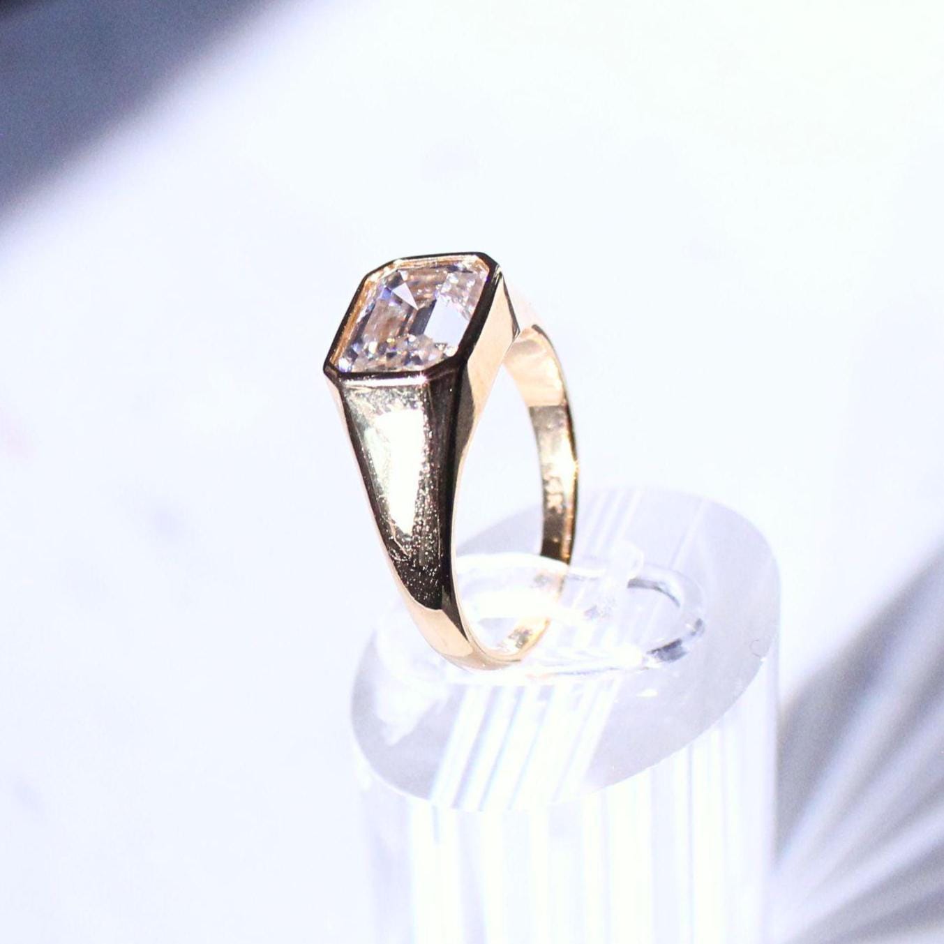 14K Gold Atlas Signet Ring with Emerald-Cut Moissanite – Modern Minimalist Design