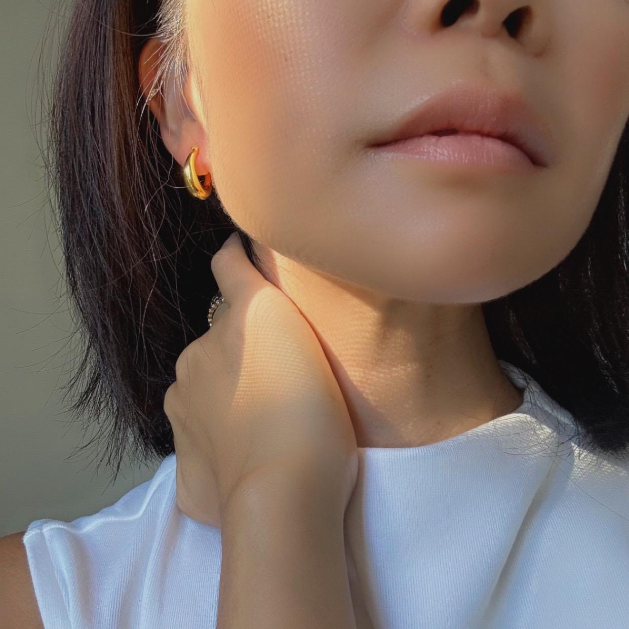 18K Solid Gold Nina Hoop Earrings | Classic Teardrop Hoops | Minimalist Everyday Gold Jewelry