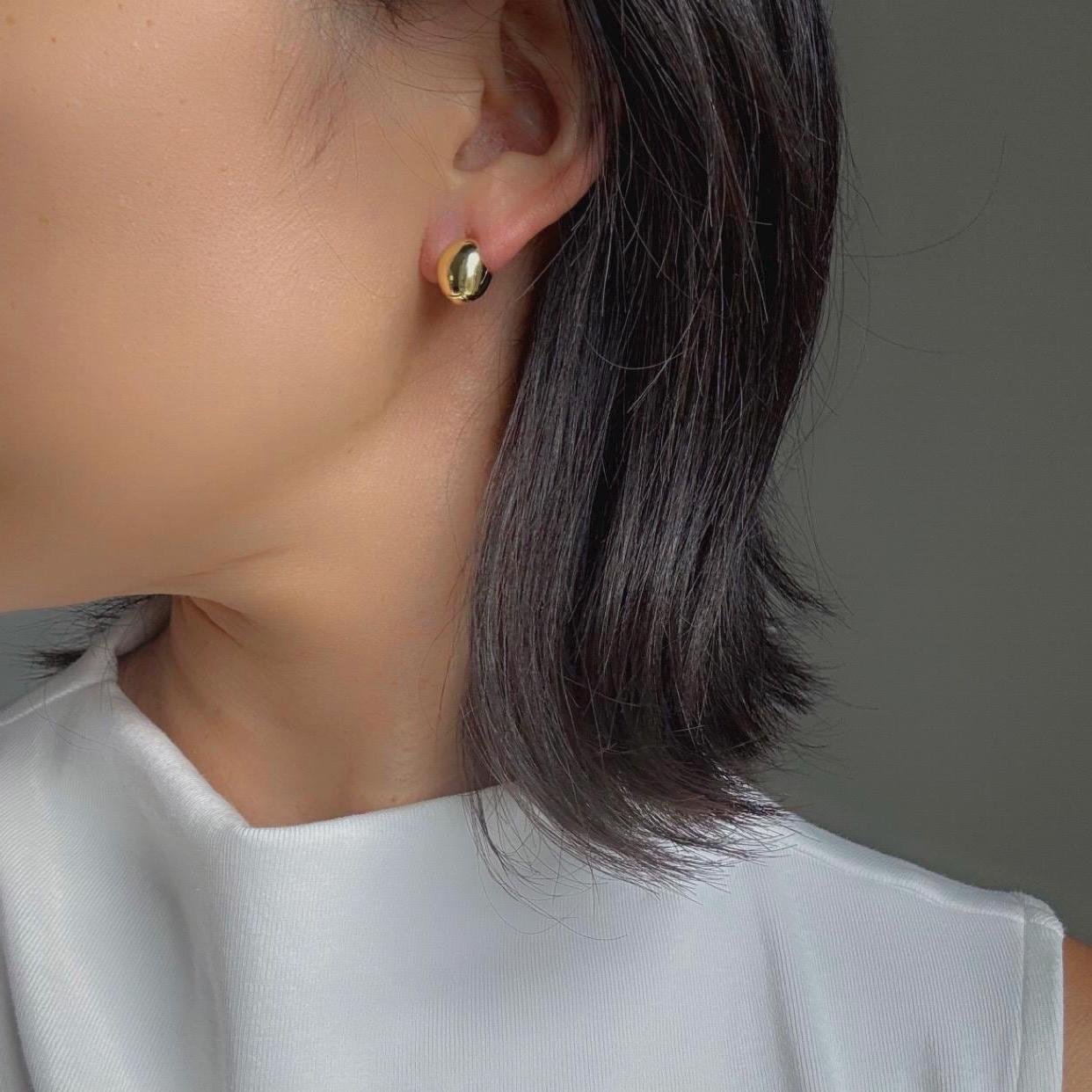 Minimalist Sterling Silver Abigail Hoop Earrings: 14k Gold Plated