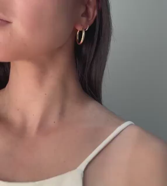 14k solid gold Hammered Hoop Earrings – Classic with a Twist beautiful fine vintage jewelry