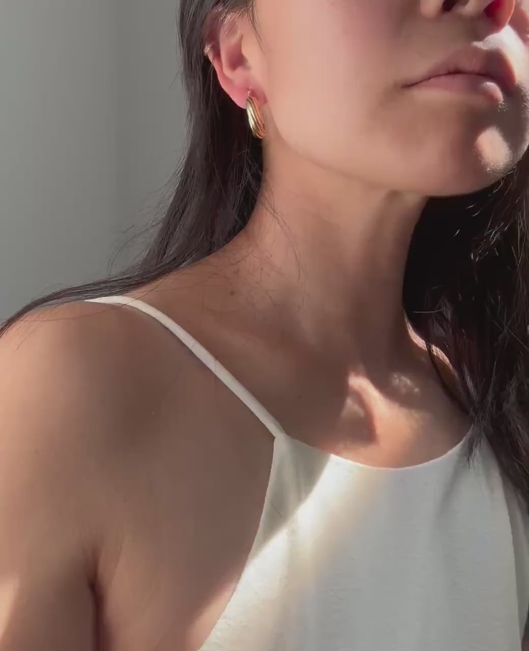 14k Solid Gold Hoop Earrings: Milor Italy Swirling Dome Design