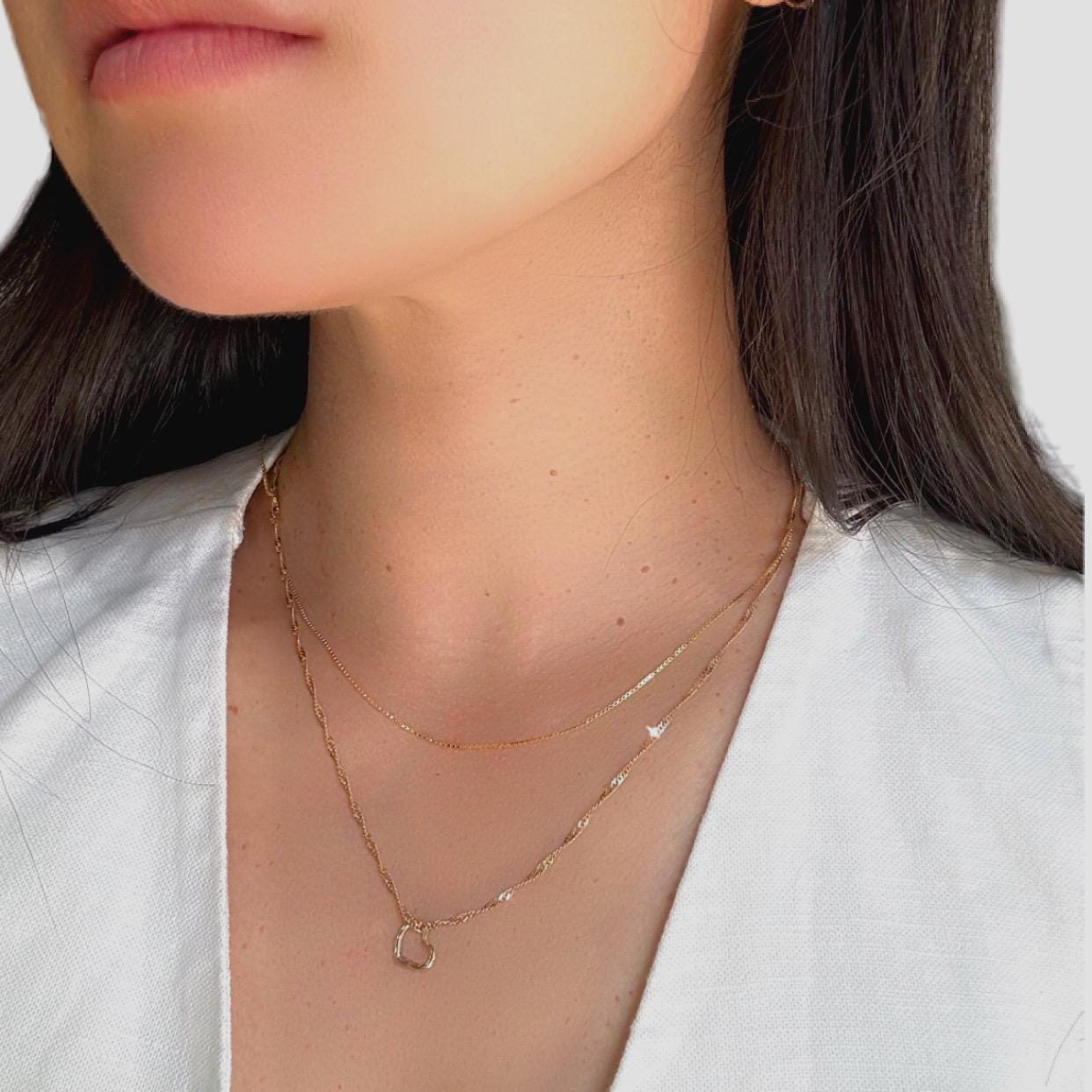 14K Gold Heart Pendant Necklace: Italian Vintage Jewelry, 18.5” Chain