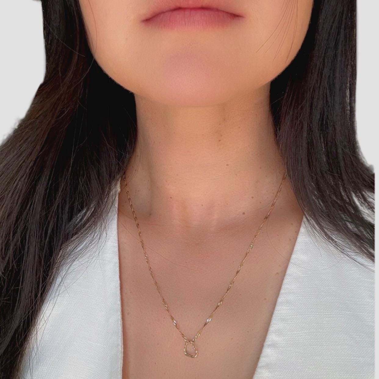 14K Gold Heart Pendant Necklace: Italian Vintage Jewelry, 18.5” Chain