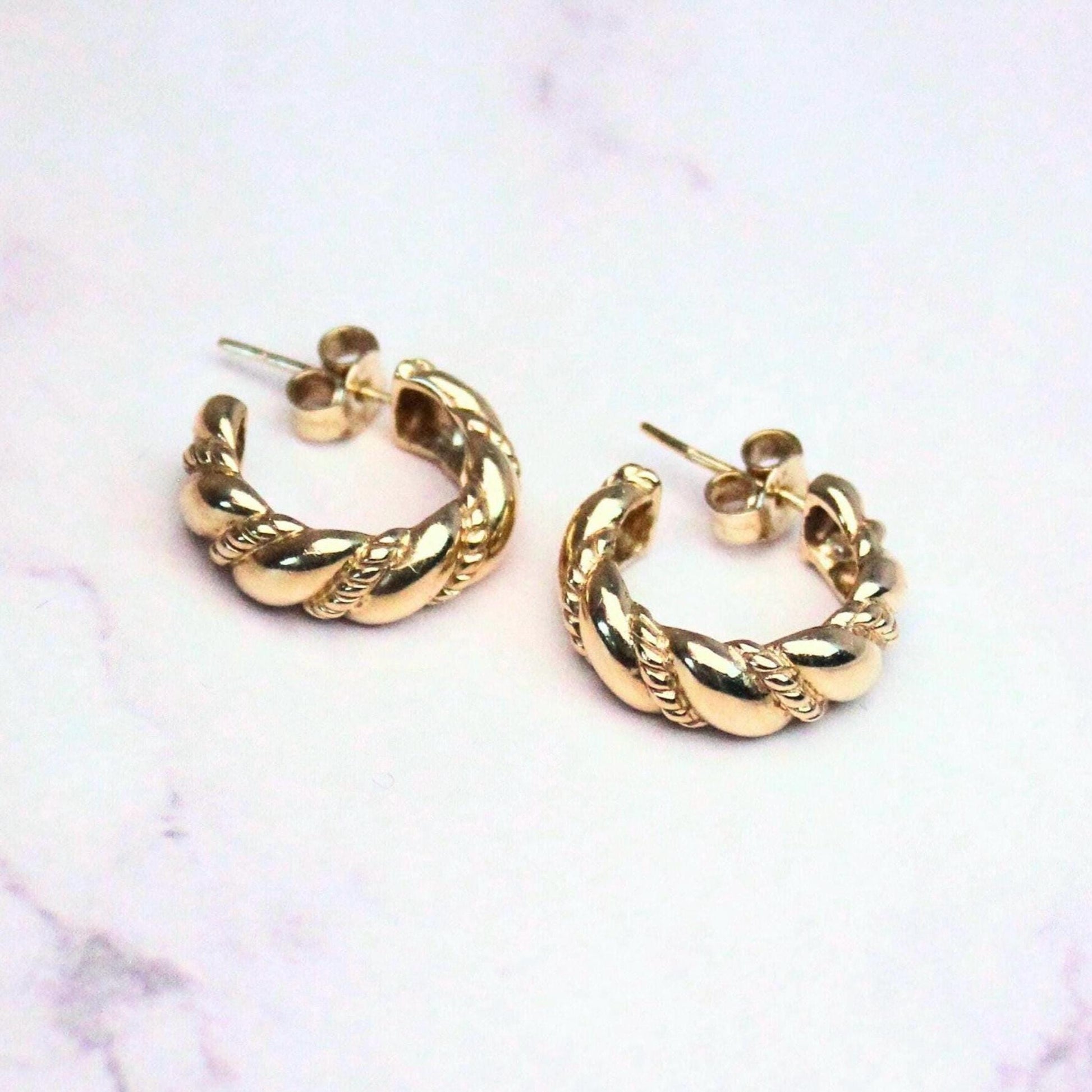 14k Solid Gold Rope Twist Huggie Hoops: Fine Vintage Jewelry