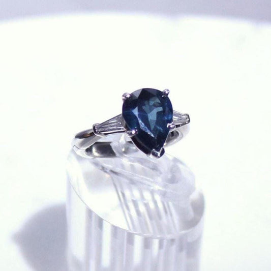 Grayish Blue Sapphire and Diamond Ring: 14k Gold & Platinum, Size 4.75