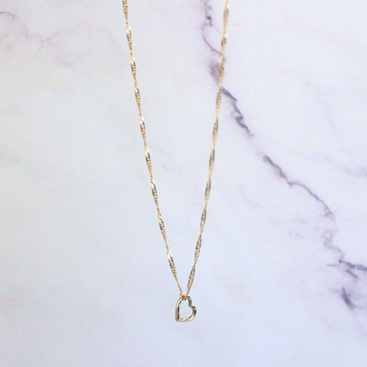 14K Gold Heart Pendant Necklace: Italian Vintage Jewelry, 18.5” Chain