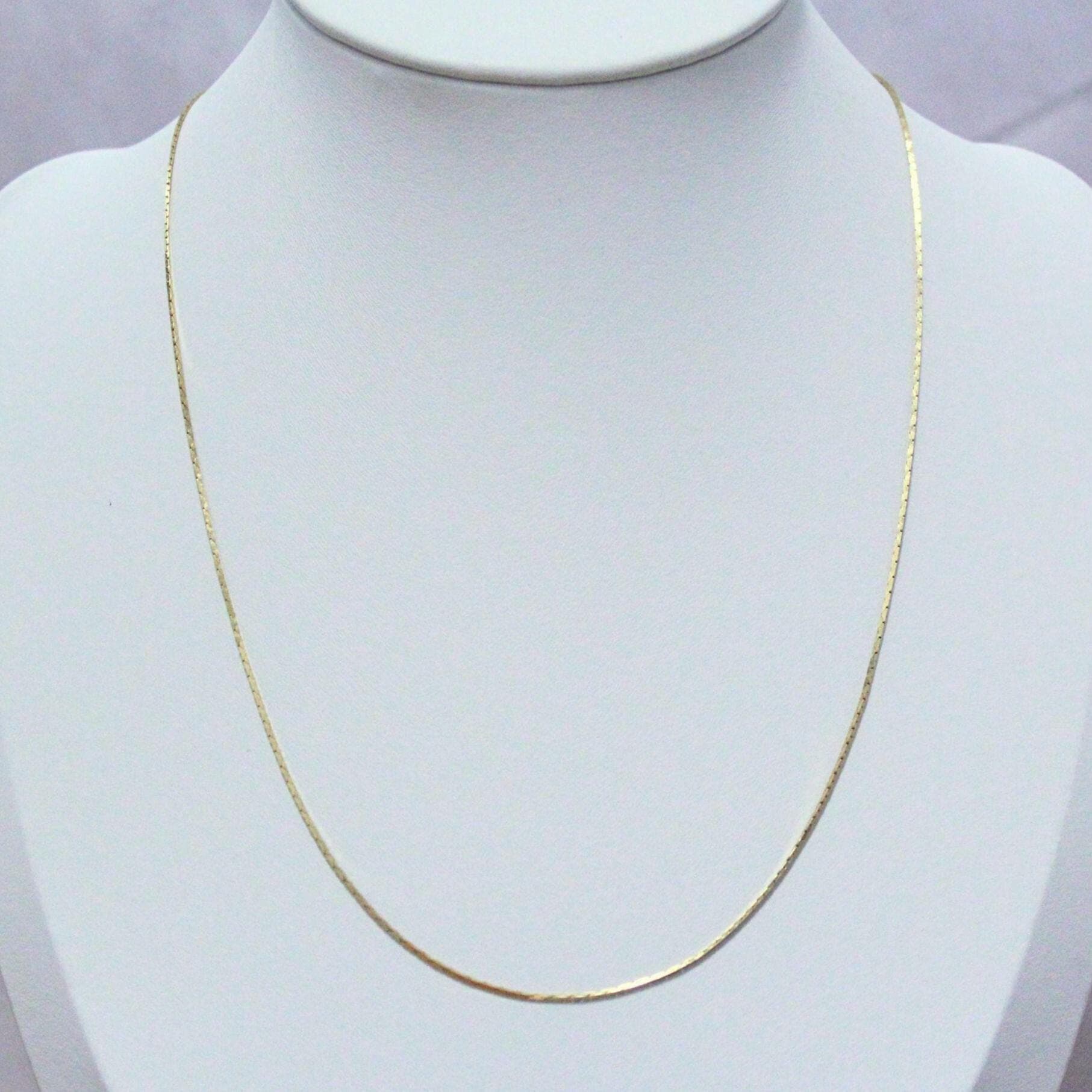 14k solid gold super fine C-link elegant chain necklace precious vintage jewelry