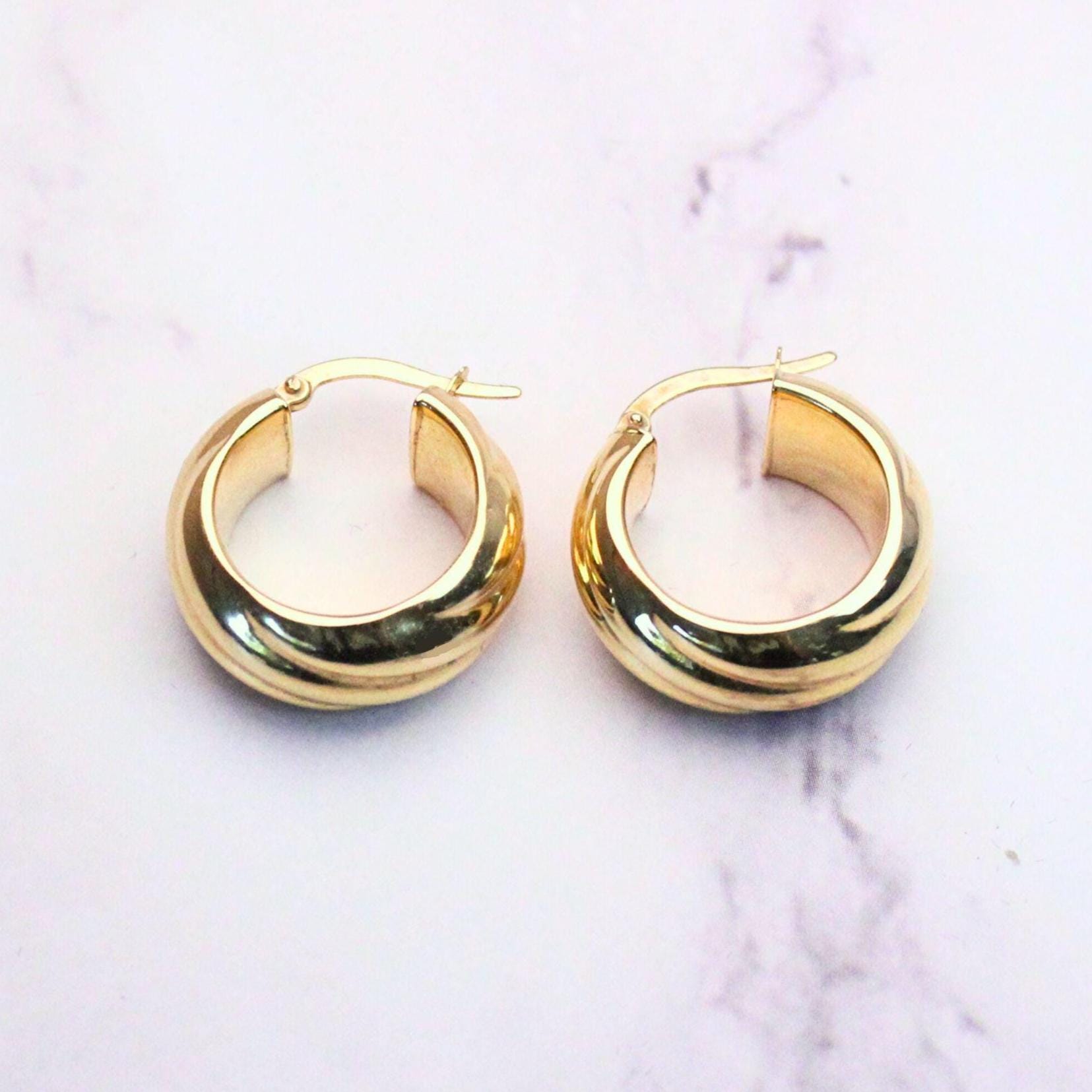 18k Solid Gold Large Italy Milor Designers Extra Wide Chunky Oval Hoop Earrings Stylish And Eye Catching Fine Vintage Jewelry
