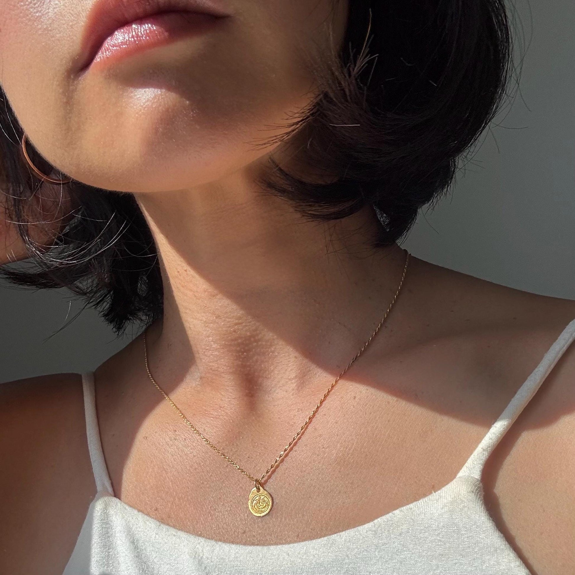 18K Solid Gold Aztec Sun God Dios Necklace