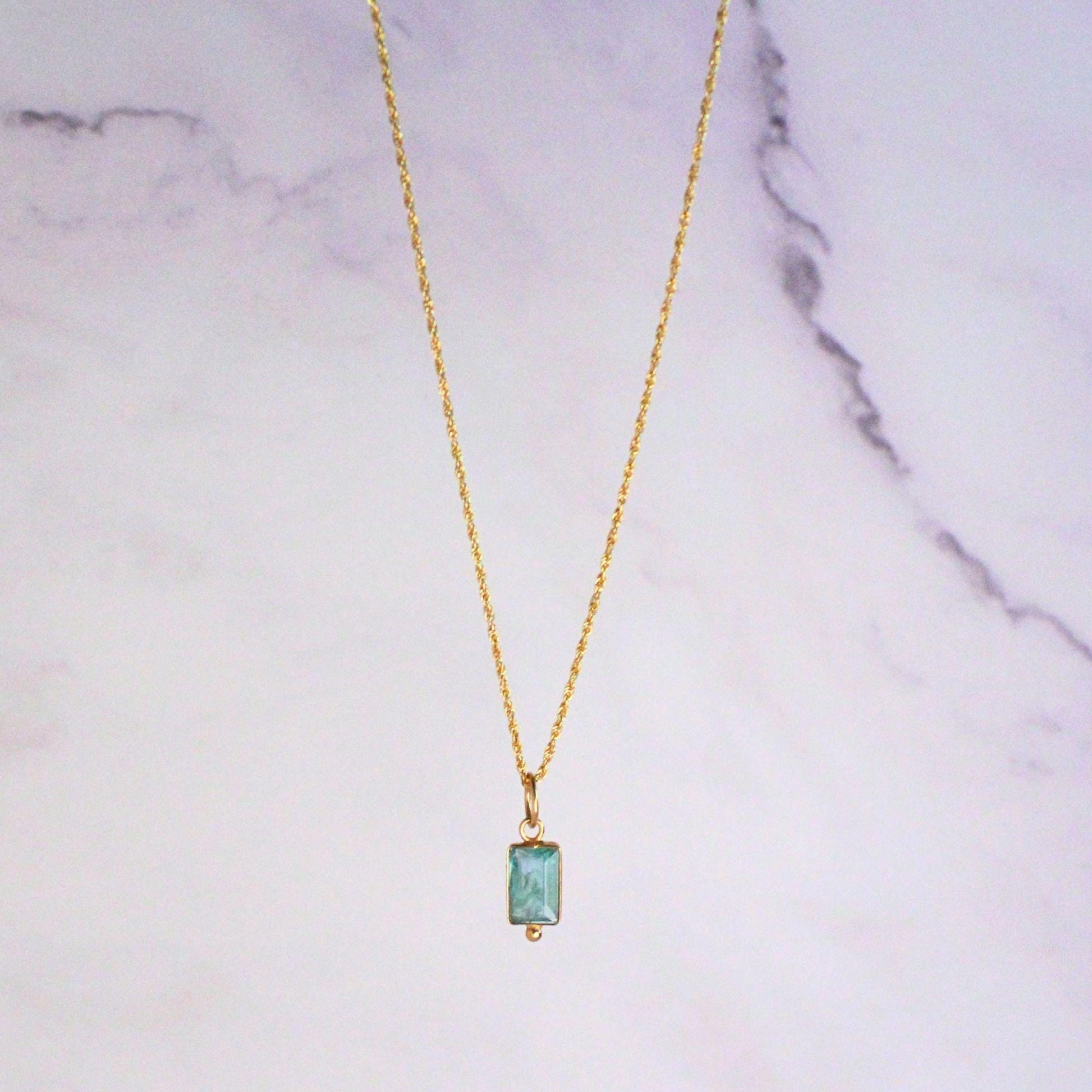 18K Solid Gold Emerald Lori Necklace – Minimalist Luxury Pendant - Dainty May Birthstone Pendant