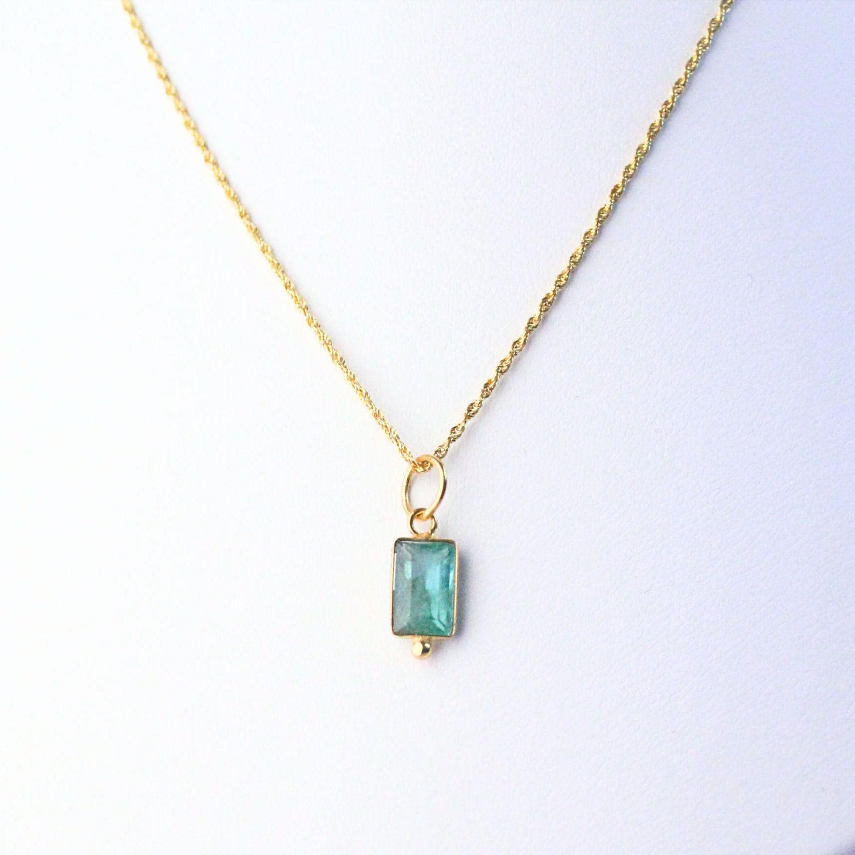 18K Solid Gold Emerald Lori Necklace – Minimalist Luxury Pendant - Dainty May Birthstone Pendant