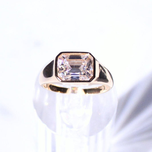 14K Gold Atlas Signet Ring with Emerald-Cut Moissanite – Modern Minimalist Design