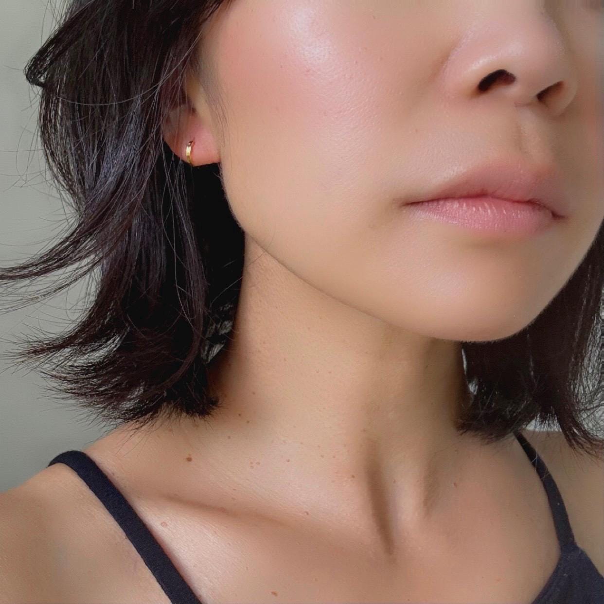 18K Solid Gold Ultra Petite Sylvie Hoop Earrings – 10mm X 1.5mm