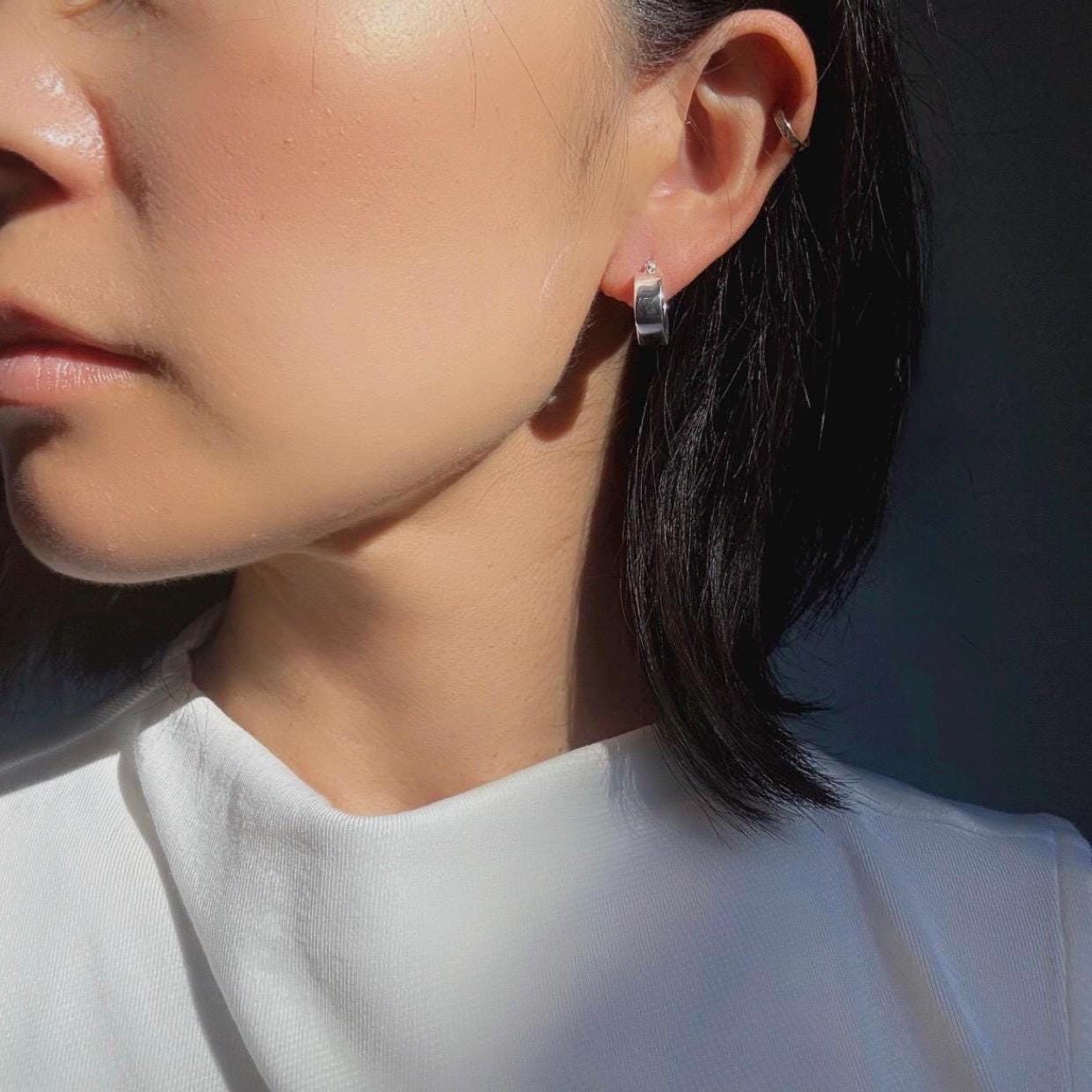 Chunky Sterling Silver Kelly Hoop Earrings: Modern Minimalist Kelly Hoops