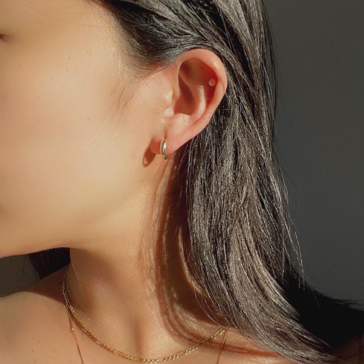 14k Solid Gold Classic Hoop Earrings – 3mm Wide