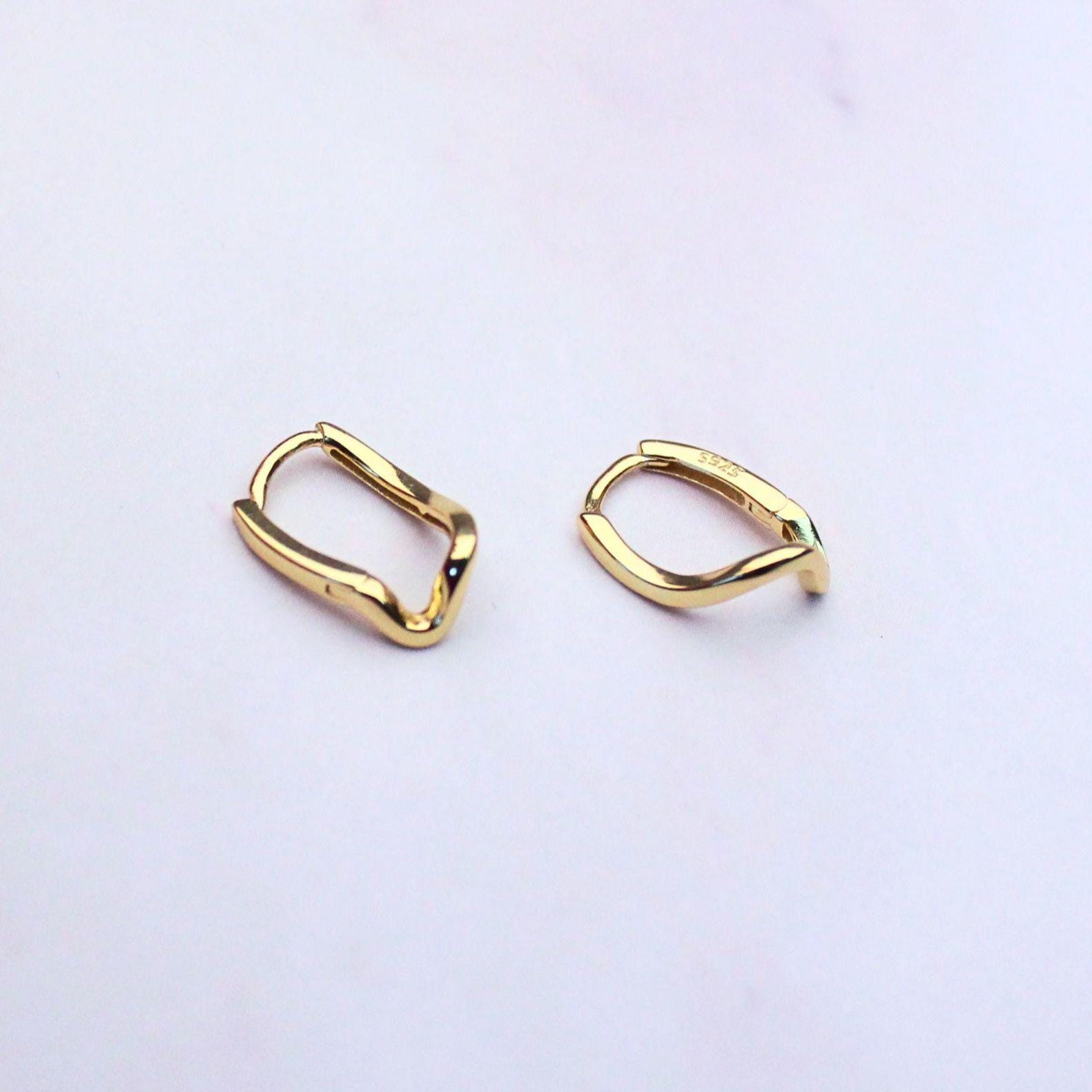 18K Gold Plated Sterling Silver Huggie Kaia Earrings – Modern Minimalist Hoops