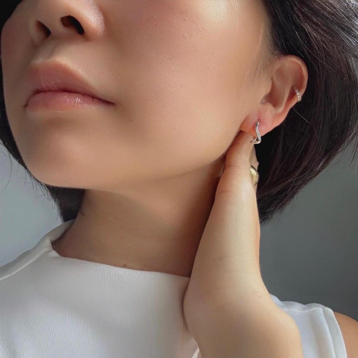 Sterling Silver Huggie Kaia Earrings – Modern Minimalist Hoops