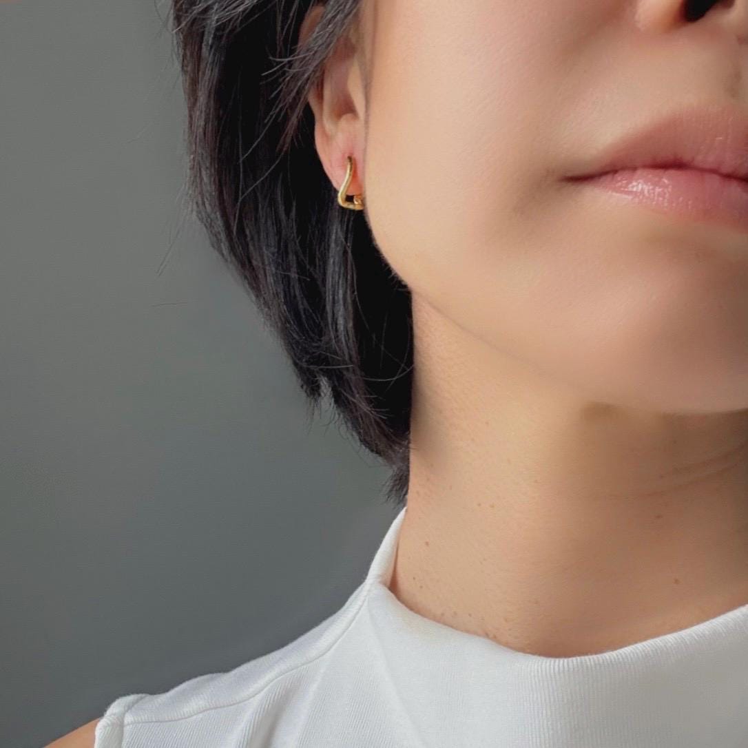 18K Gold Plated Sterling Silver Huggie Kaia Earrings – Modern Minimalist Hoops