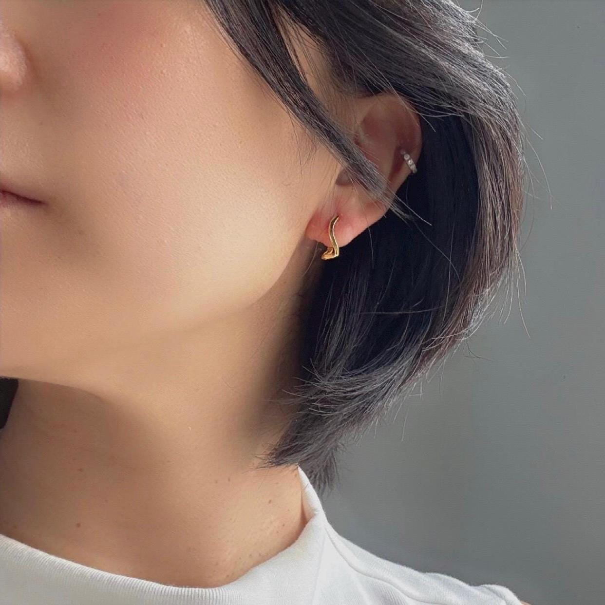 18K Gold Plated Sterling Silver Huggie Kaia Earrings – Modern Minimalist Hoops