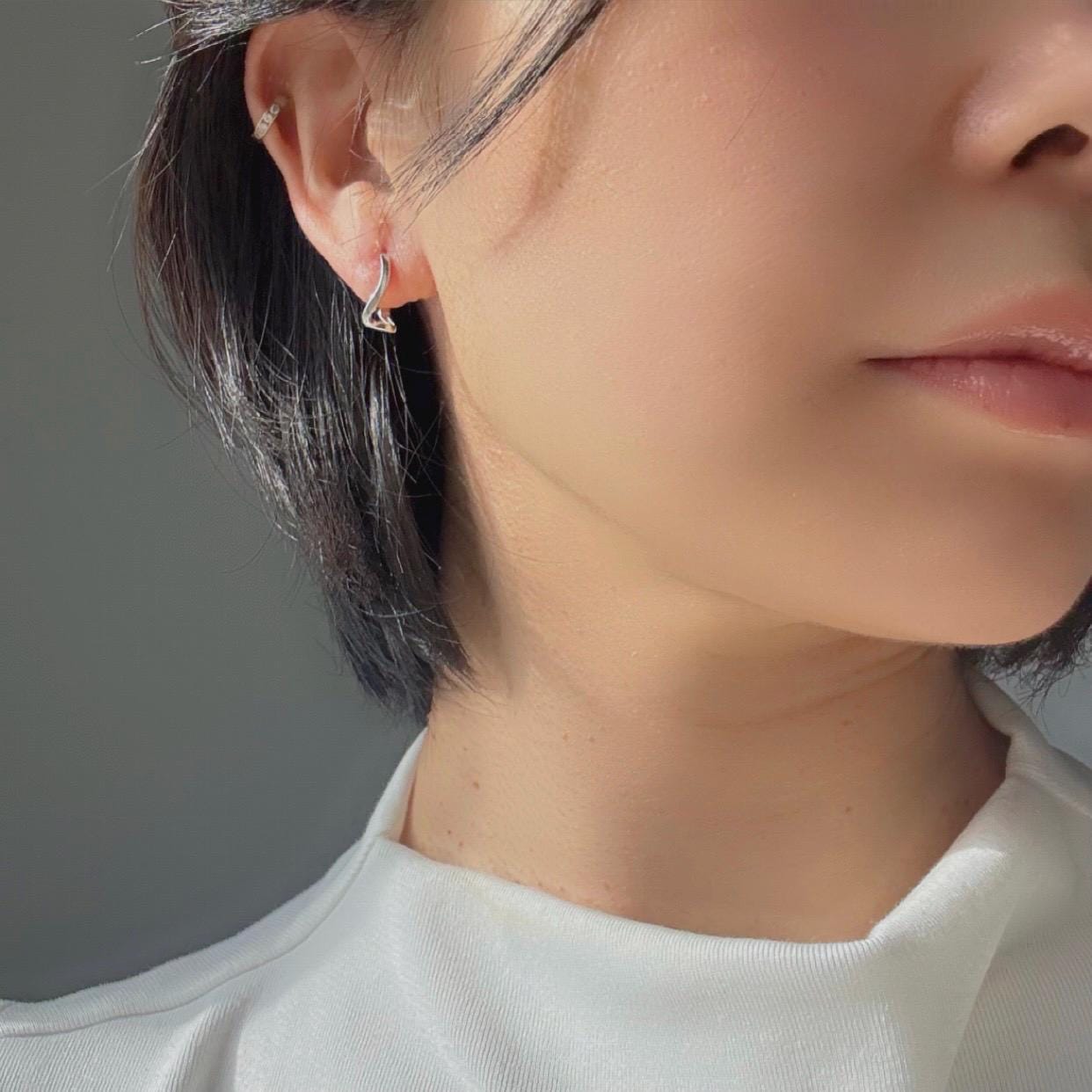 Sterling Silver Huggie Kaia Earrings – Modern Minimalist Hoops