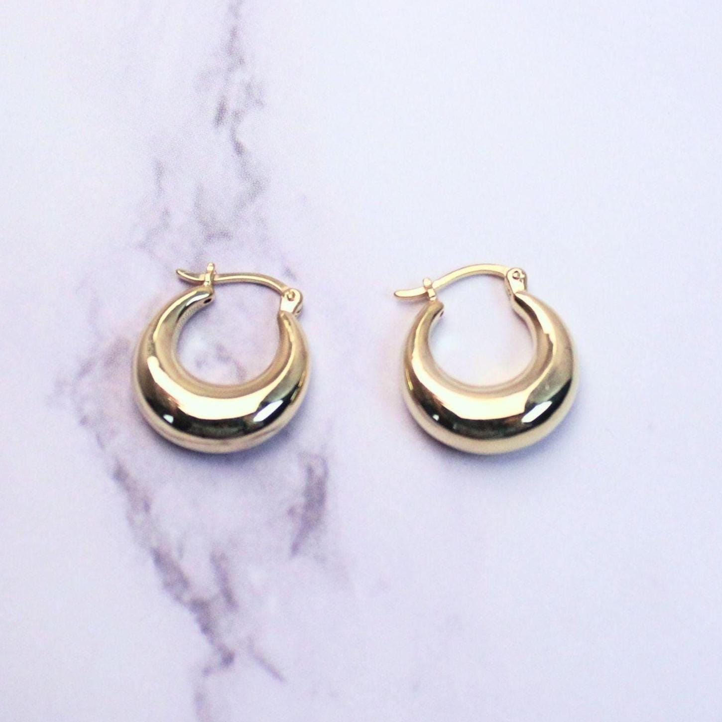 18k Solid Gold Morgan Hoop Earrings: Timeless Chic Statement