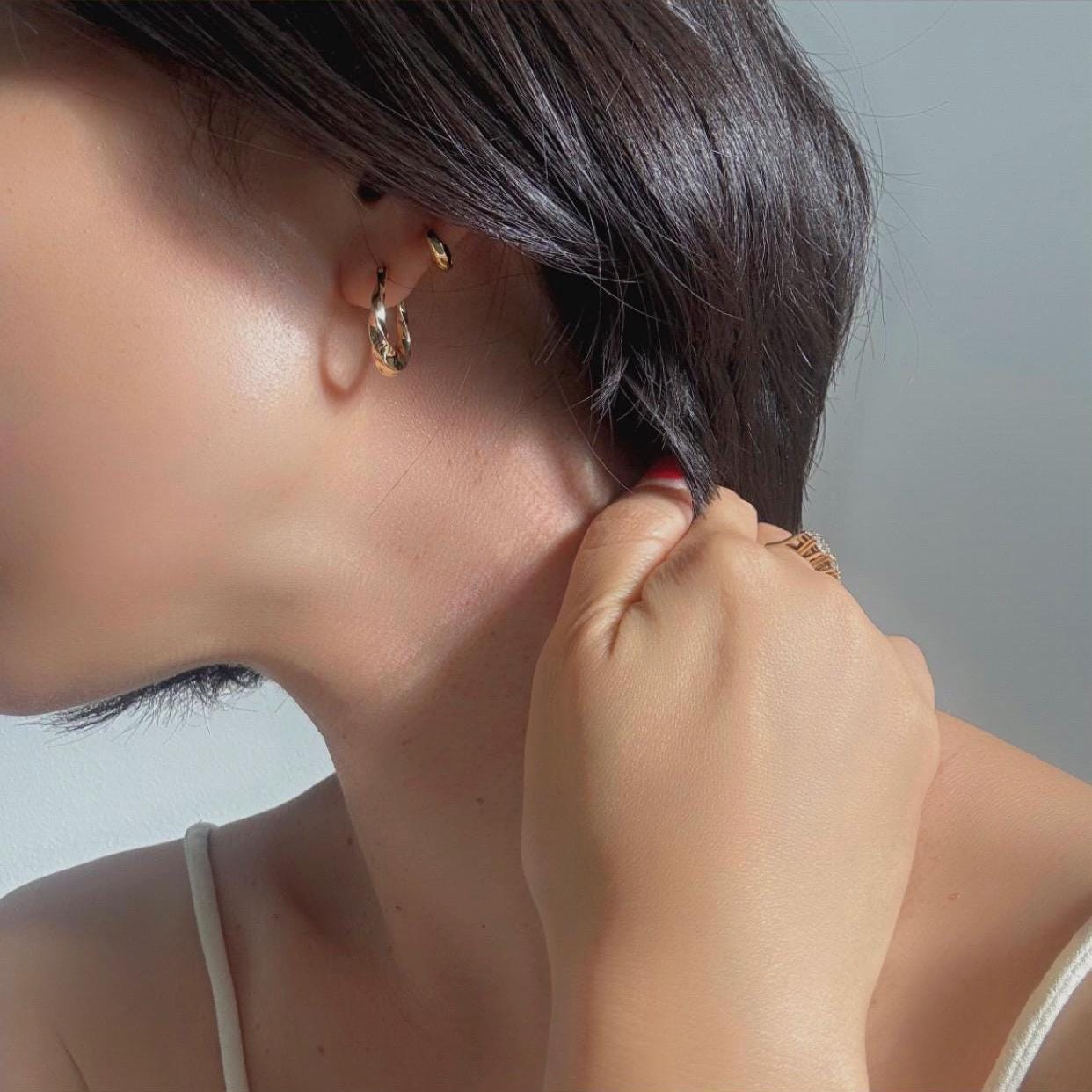 18k Solid Gold Amy Hoop Earrings: Twisted Timeless Statement